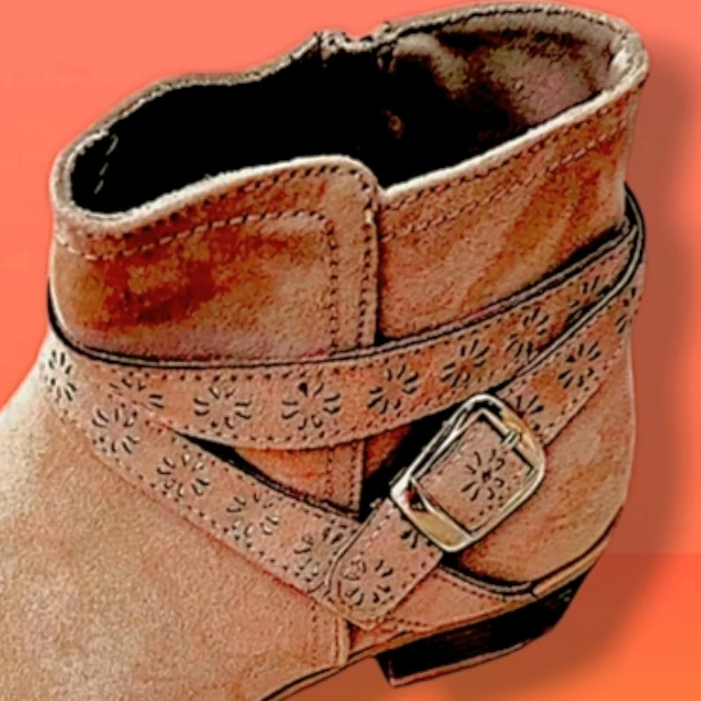 Like New Girls Sz4 Suede Ankle Boots ZipUp Adjst Wrap Strap w Cute Starbursts